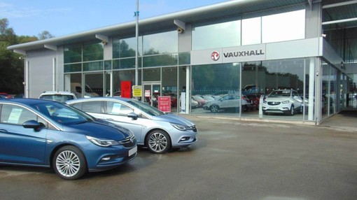 vauxhall evans halshaw hull alt