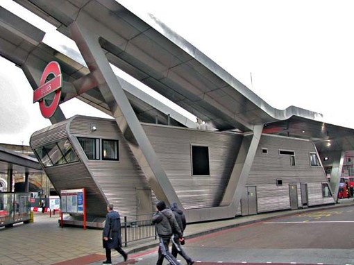 vauxhall bus station alt