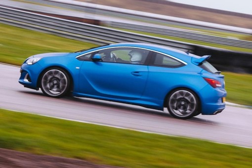vauxhall astra vxr 2014 alt