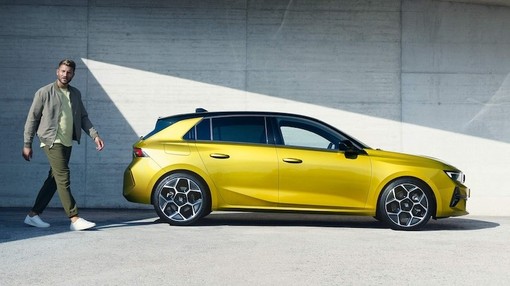 vauxhall astra price uk alt