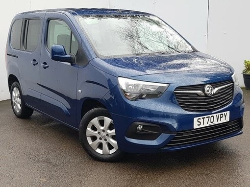 second hand vauxhall combo vans alt