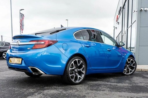 vauxhall insignia supersport alt