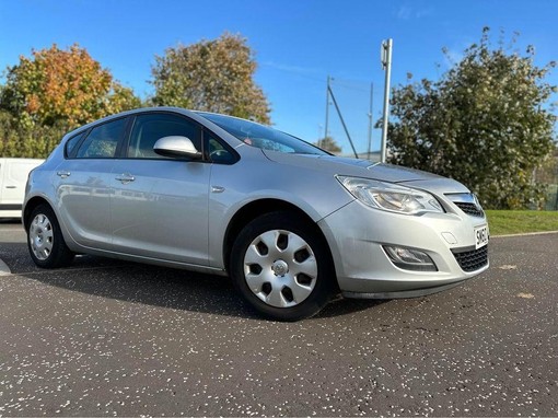 vauxhall astra 2011 for sale alt