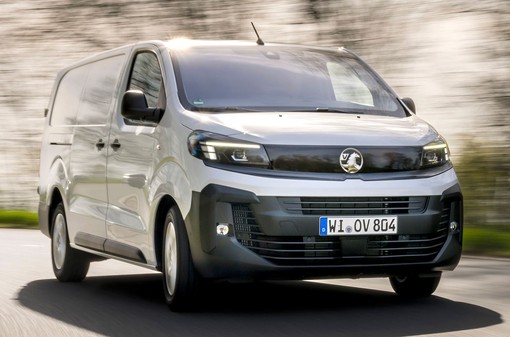 vauxhall vivaro new alt