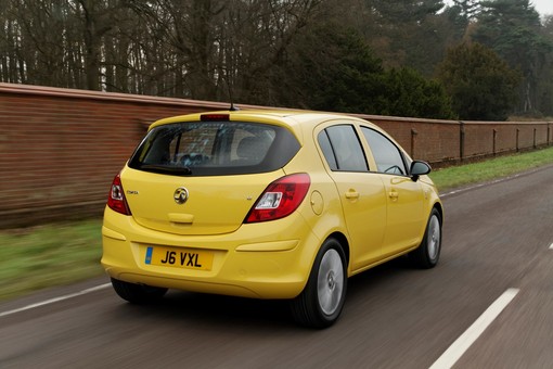 vauxhall corsa hatchback 2006 alt