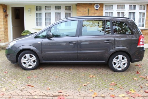 vauxhall zafira exclusive alt
