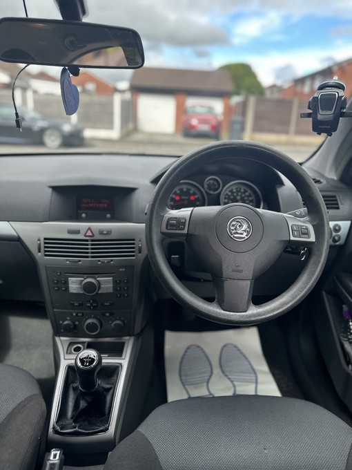 vauxhall astra club 1.4 alt