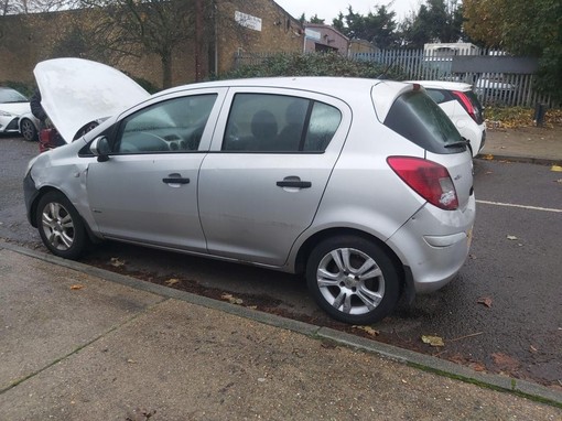 vauxhall corsa breeze alt