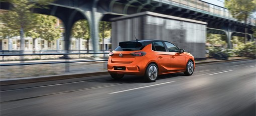 aston vauxhall melton alt