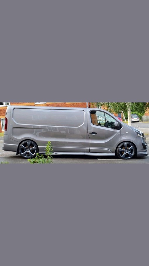 custom vauxhall vivaro alt