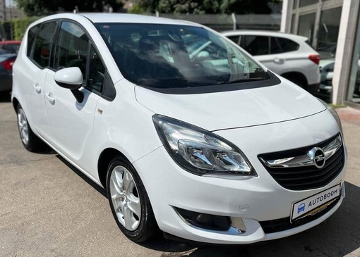 how many seats does a vauxhall meriva have alt